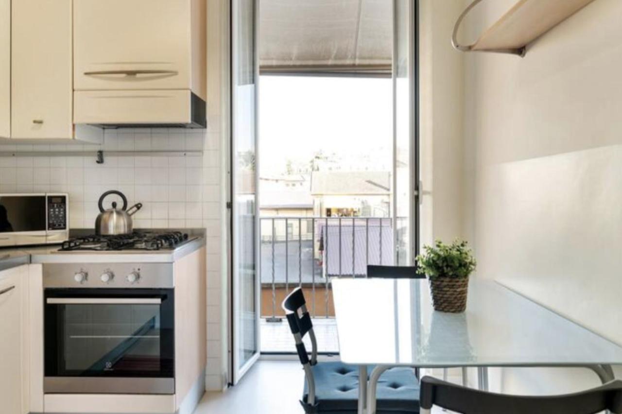 Sunny Flat In Elegant Building Close To Colosseum 罗马 外观 照片